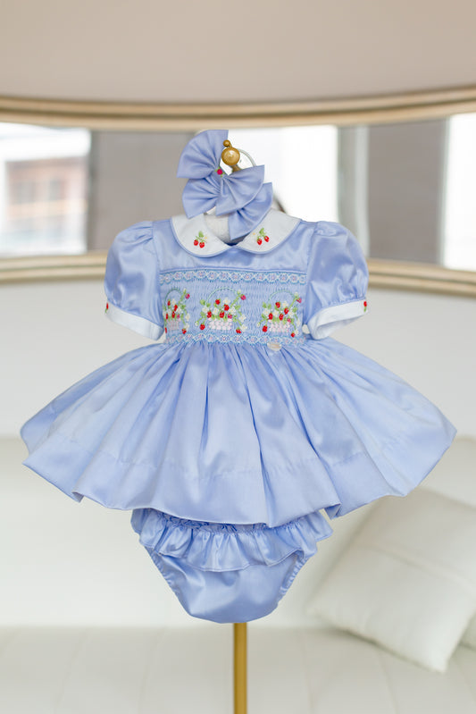 NEW🎄🧑‍🎄PACK OF 5 SIZES ELIZABETH STRAWBERRY🍓BASKET BABY BLUE HAND-SMOCKED🧵🪡👑DRESS & ACCESSORIES🎀