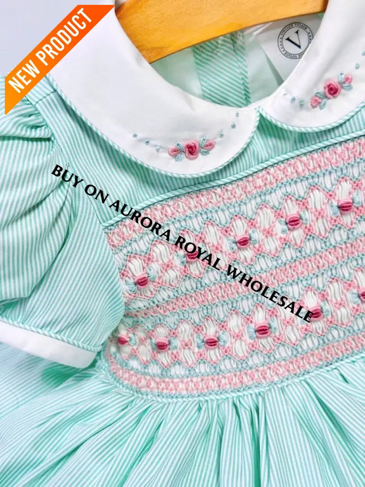 PRE ORDER&GET NEXT WEEK‼️NEW PACK OF 5 SIZES 🤩EMMA MINT👗FRONT & BACK HAND SMOCKED🧵🪡DRESS,PANTIES & HAIR ACCESSORIES🎀