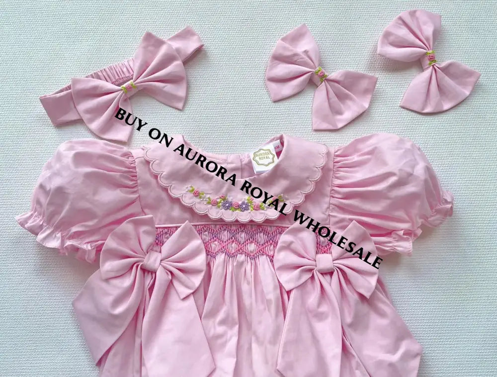 PRE-ORDER & GET NEXT WEEK! 🤩NEW PACK OF 5 SIZES ☀️MAE PINK🌷HAND-SMOCKED ROMPER & HAIR BOWS🎀 BABY/TODDLER OUTFIT