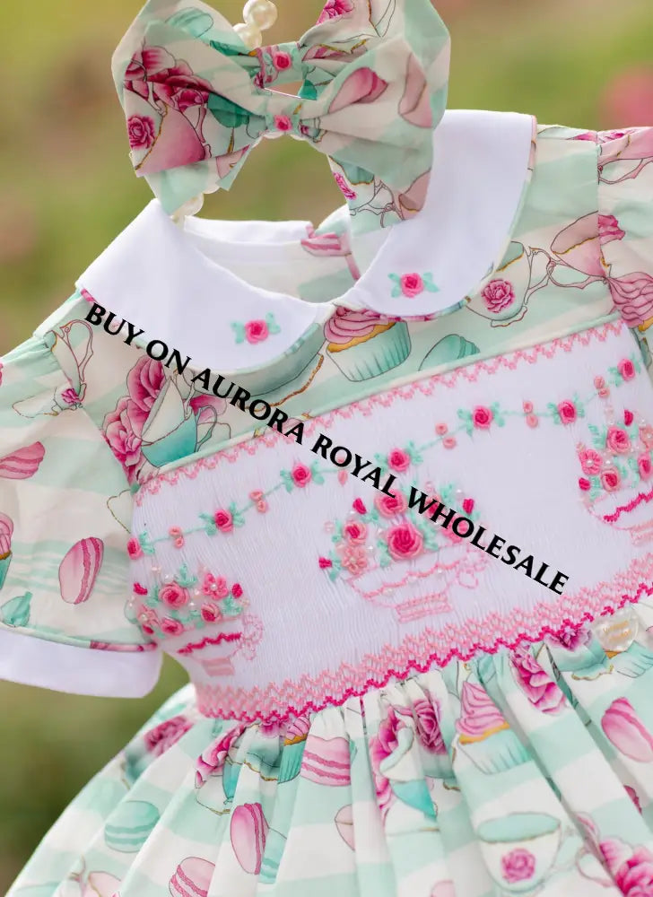 NEW! PACK OF 5 SIZES PARTY🥳🎉HAND-SMOCKED🧵🪡PEARLS DETAILS DRESS & ACCESSORIES🎀 - DRESS