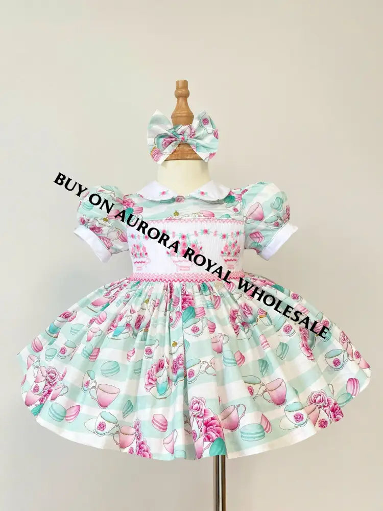 NEW! PACK OF 5 SIZES PARTY🥳🎉HAND-SMOCKED🧵🪡PEARLS DETAILS DRESS & ACCESSORIES🎀 - DRESS
