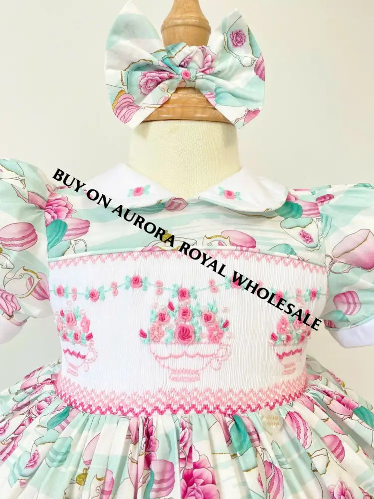 NEW! PACK OF 5 SIZES PARTY🥳🎉HAND-SMOCKED🧵🪡PEARLS DETAILS DRESS & ACCESSORIES🎀 - DRESS
