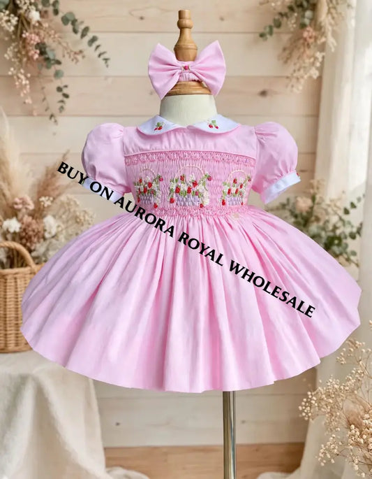 PRE-ORDER & GET NEXT WEEK‼️NEW PACK OF 5 SIZES🎄🧑‍🎄ELIZABETH STRAWBERRY🍓BASKET PINK HAND-SMOCKED🧵🪡👑DRESS & ACCESSORIES🎀