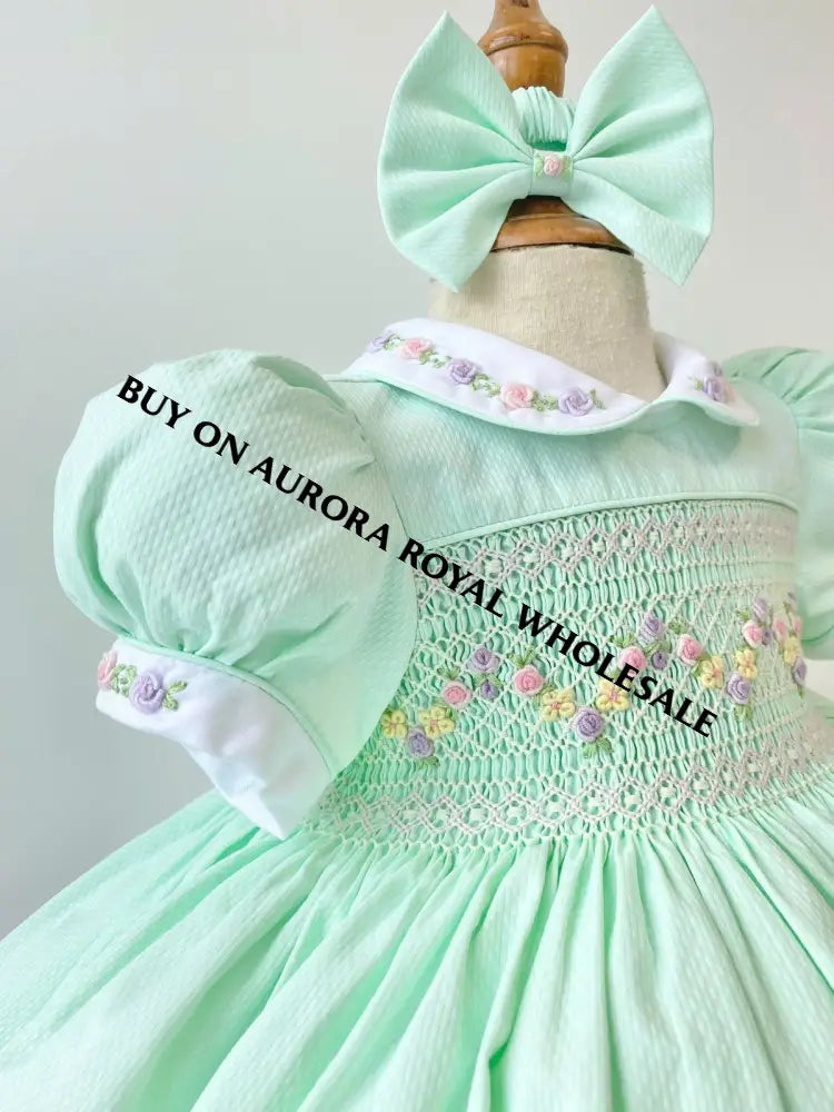 PRE-ORDER & GET NEXT WEEK‼️NEW PACK OF 5 SIZES 🤩VIOLA MINT👗FRONT & BACK HAND SMOCKED🧵🪡DRESS,PANTIES & HAIR