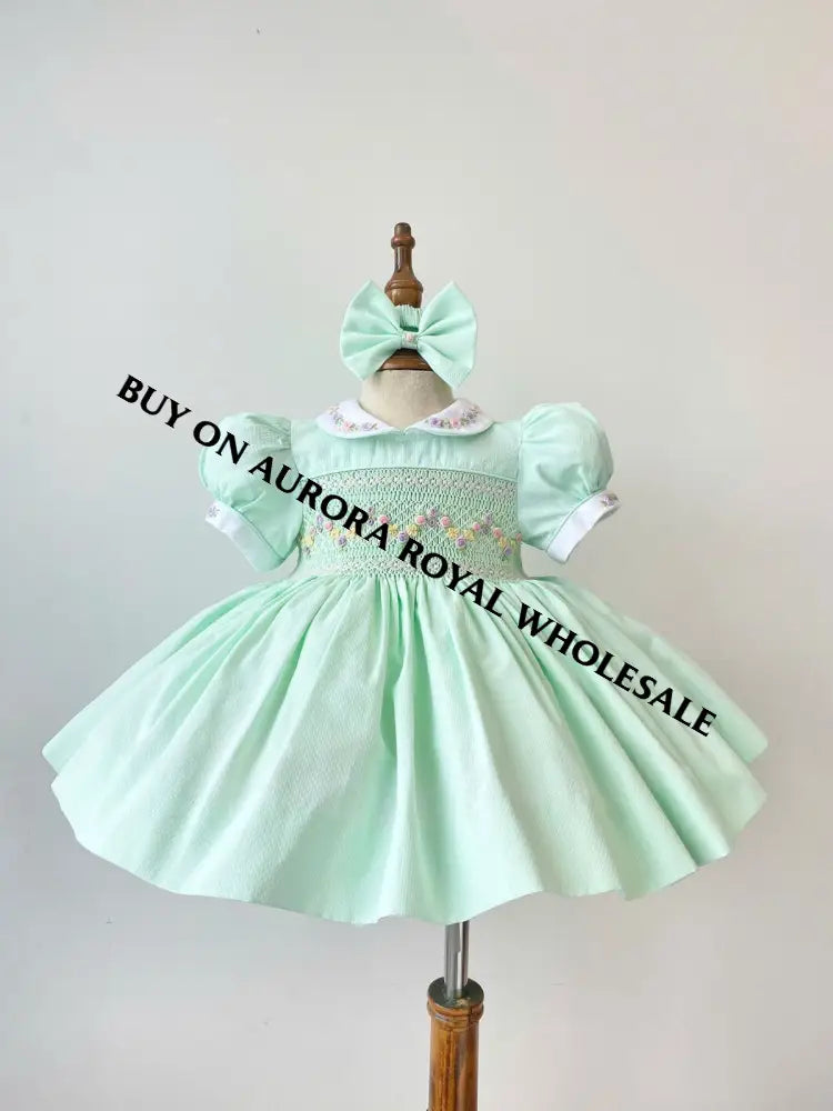 PRE-ORDER & GET NEXT WEEK‼️NEW PACK OF 5 SIZES 🤩VIOLA MINT👗FRONT & BACK HAND SMOCKED🧵🪡DRESS,PANTIES & HAIR