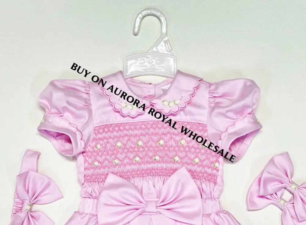 PRE-ORDER&GET NEXT WEEK‼️PACK OF 5 SIZES LOLA PINK🩷HAND-SMOCKED🧵🪡BABY SKIRT SET HEADBAND OR BOWS🎀🎀 BABY OUTFIT