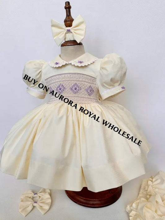 PRE-ORDER NOW & GET NEXT WEEK‼️NEW🤩PACK OF 5 SIZES MOLLY CREAM & LILAC💜HAND-SMOCKED🧵🪡👑DRESS,PANTIES (6M-24M) & BOWS OR